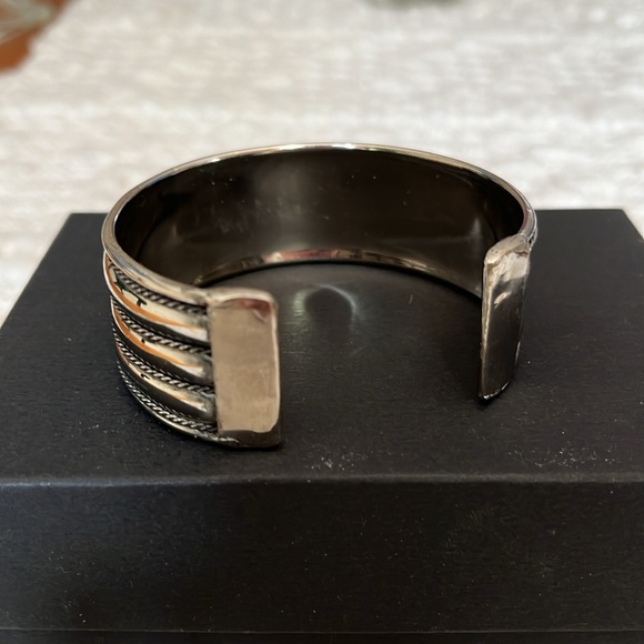 Silver cuff bracelet - Picture 3 of 4